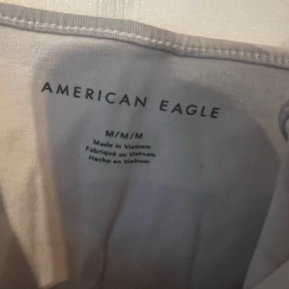 American Eagle Outfitters Women’s Gray Camouflage Tank Top. NWT - Picture 3 of 4